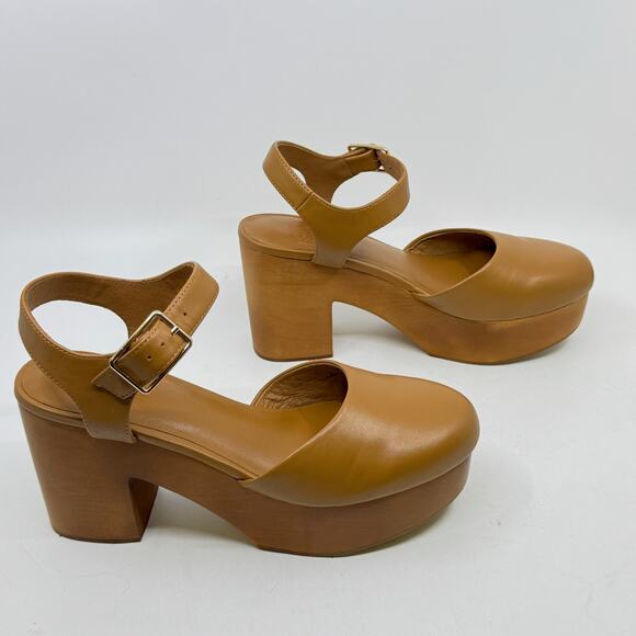 NWT CHARLOTTE STONE Sal Clog Heels in Camel - Picture 3 of 15